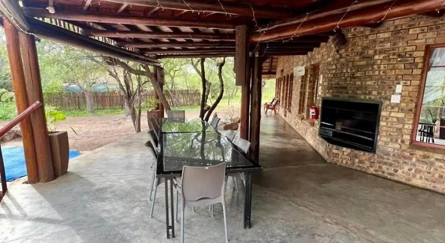 a Zaganaga Kruger Lodge TERRACE