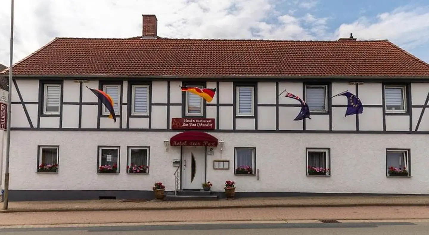 Hotel zur Post Ochsendorf EXTERIOR