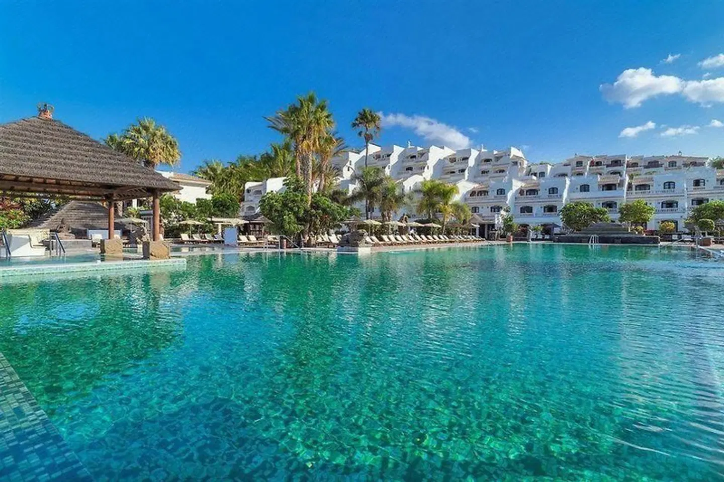 Regency Country Club, Apartments Suites OUTDOOR_POOL