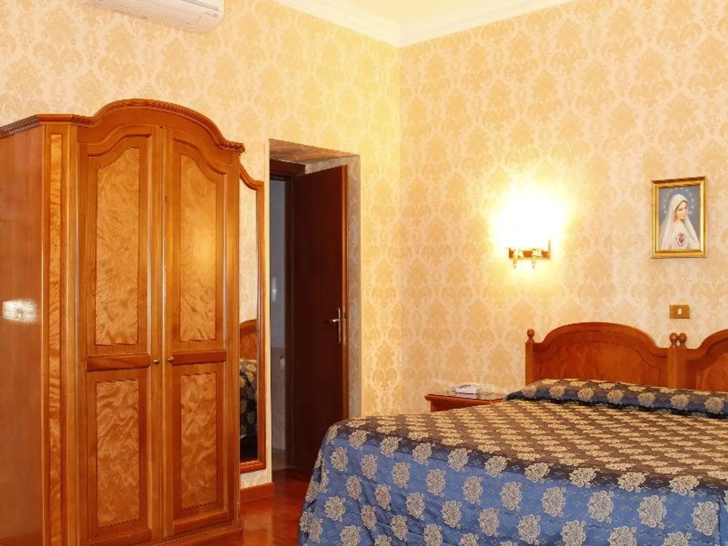 Hotel Pace Helvezia ROOM_EXAMPLE