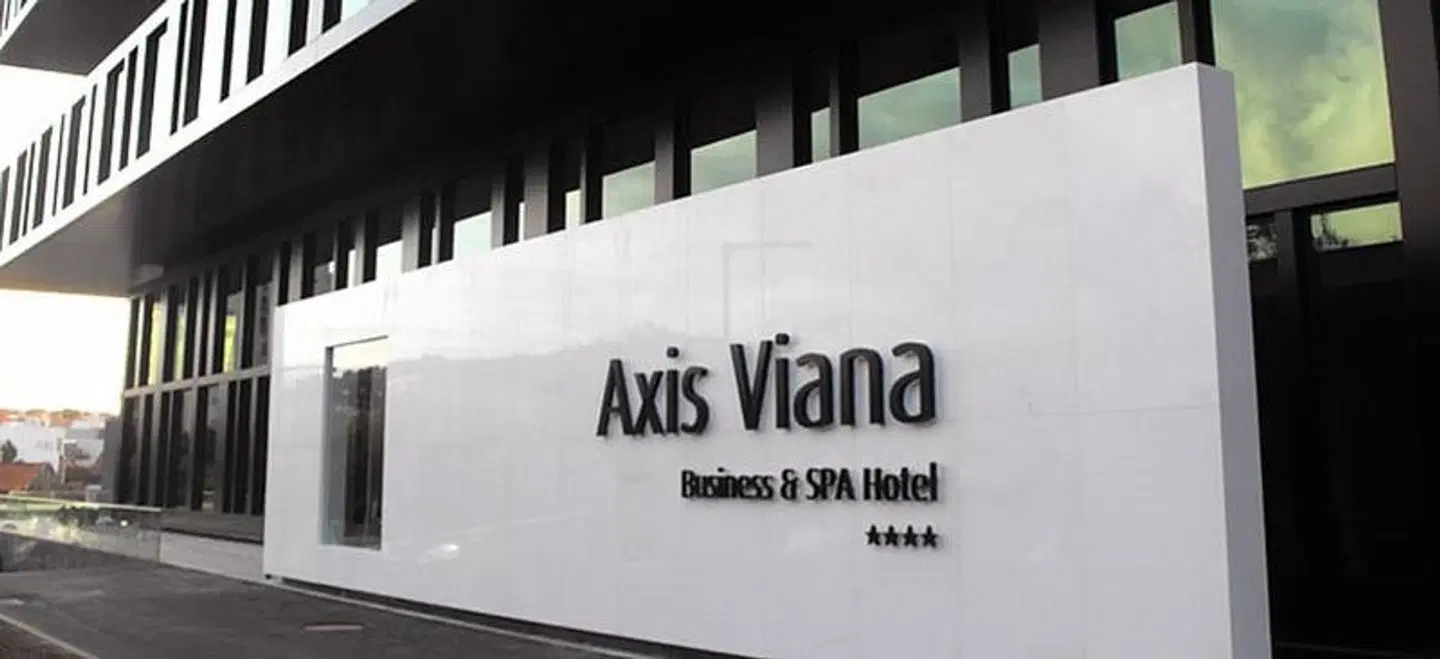 Axis Viana Business & SPA Hotel EXTERIOR