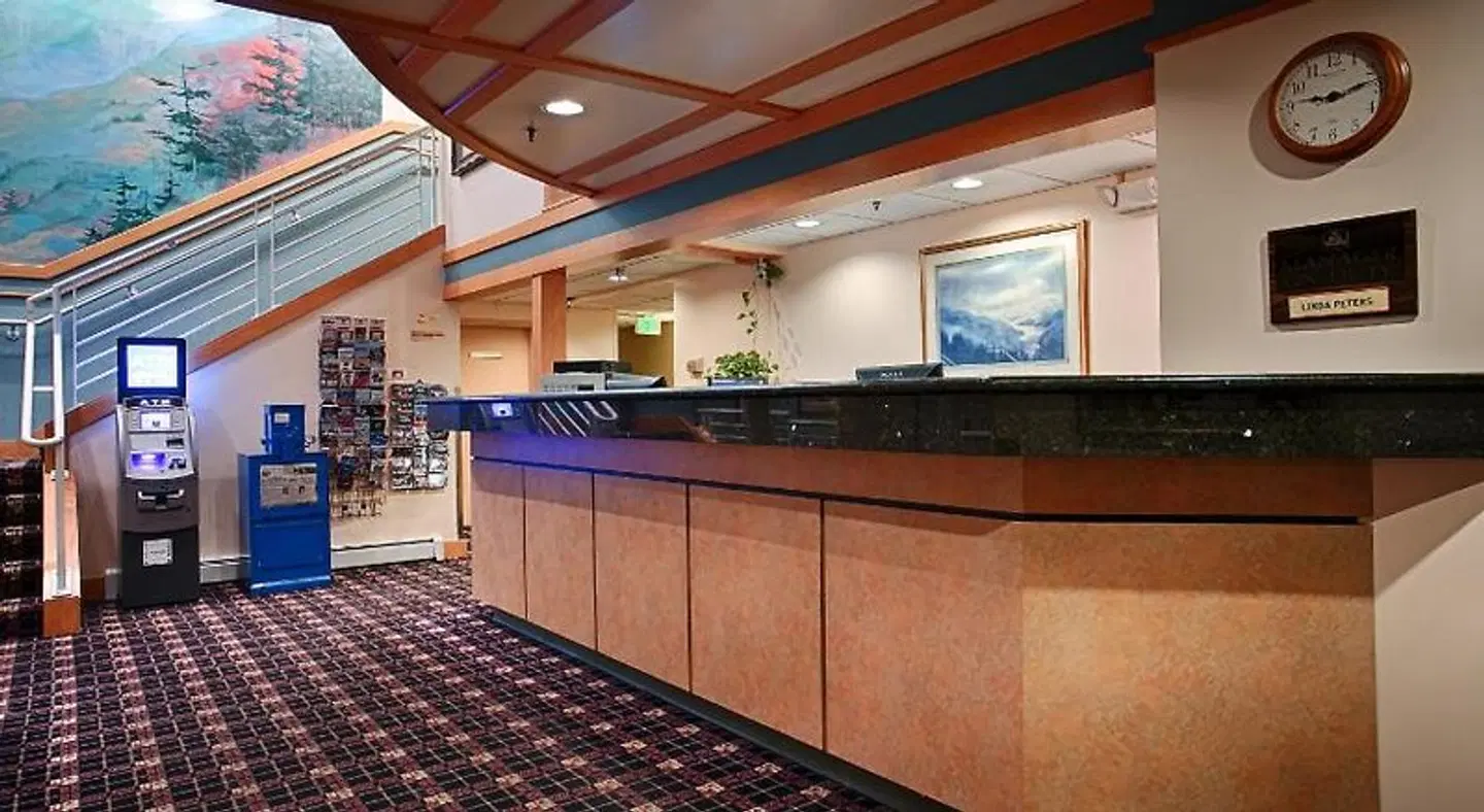 Best Western Plus Landing LOUNGE_LOBBY