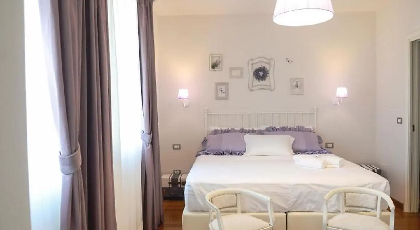 Villa Montenero ROOM_EXAMPLE