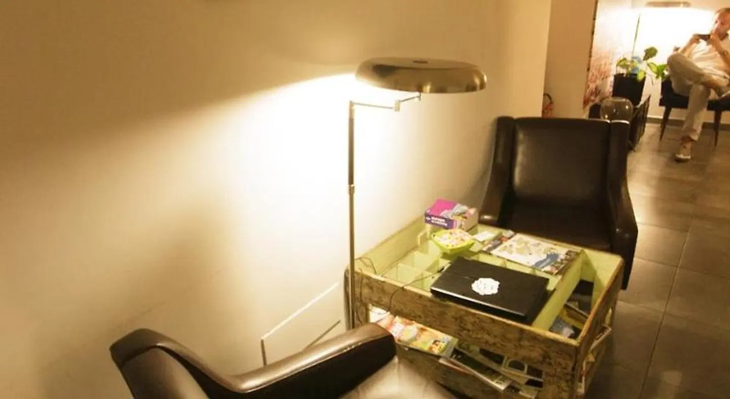 Mr Frills B&B ROOM_EXAMPLE