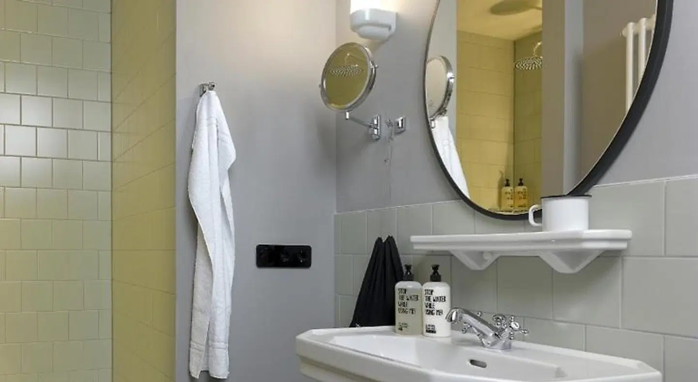 25hours Hotel Altes Hafenamt BATHROOM