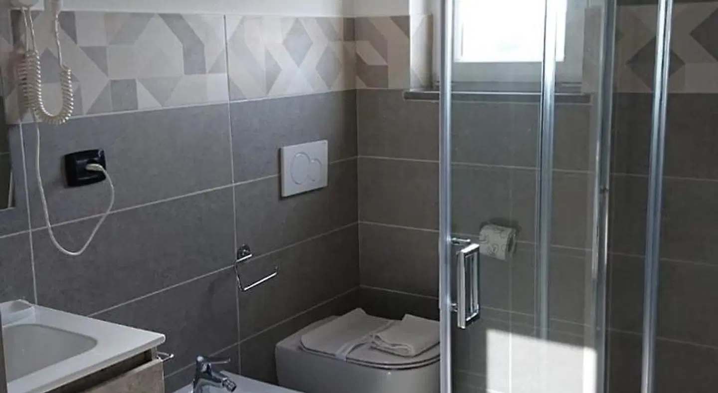 Ogliastra BATHROOM