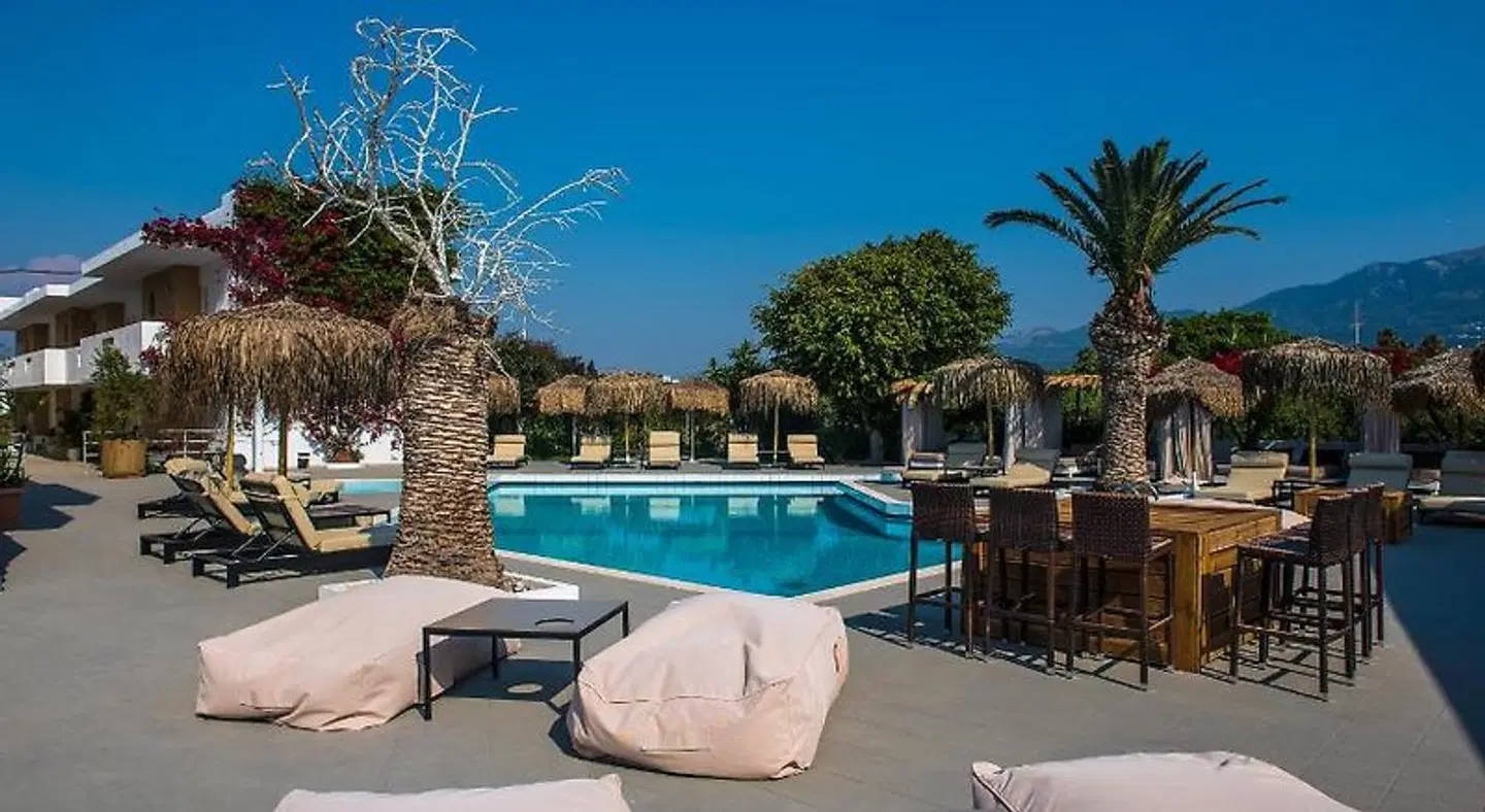 Golden Star Hotel OUTDOOR_POOL