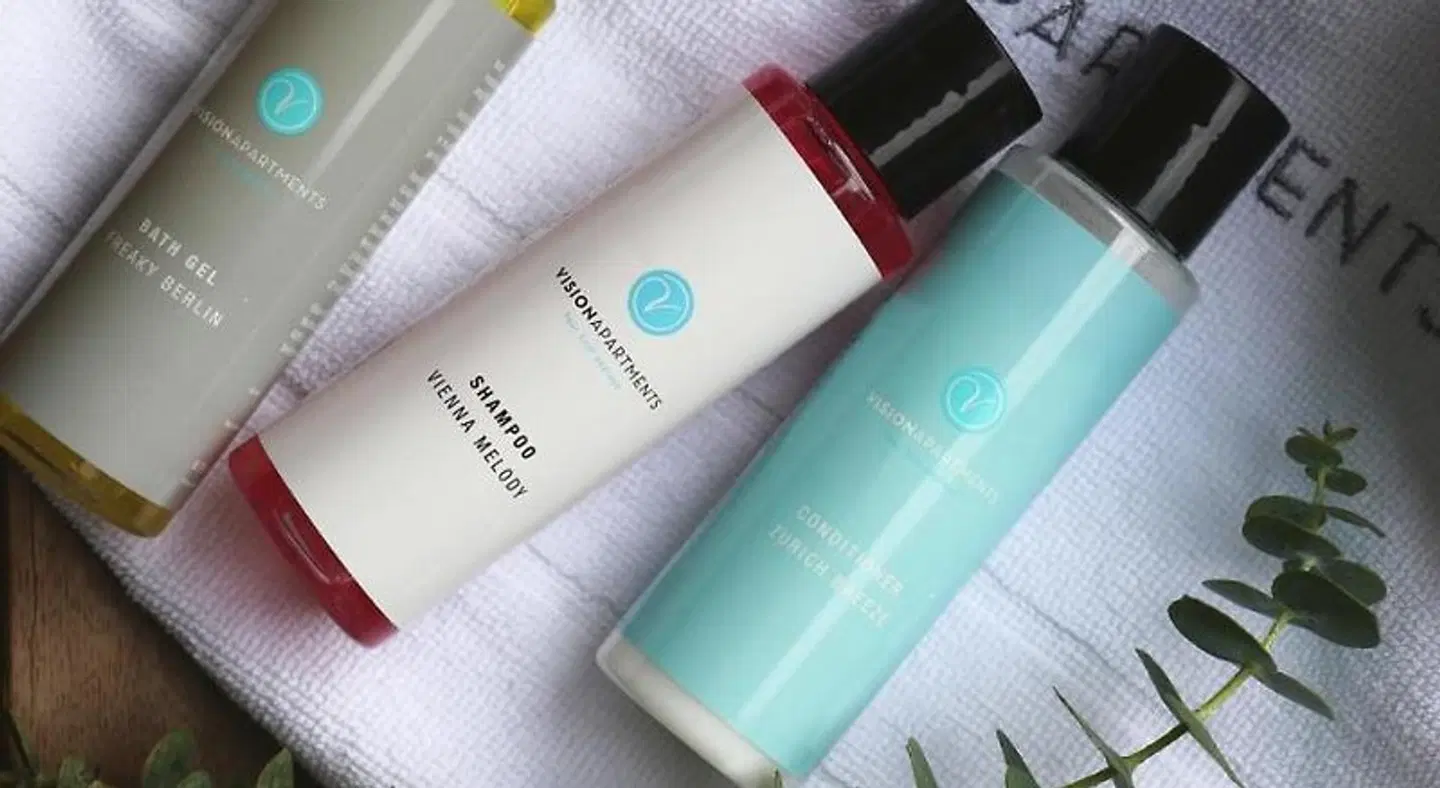 VISIONAPARTMENTS Zug Baarerstrasse INDOOR_POOL