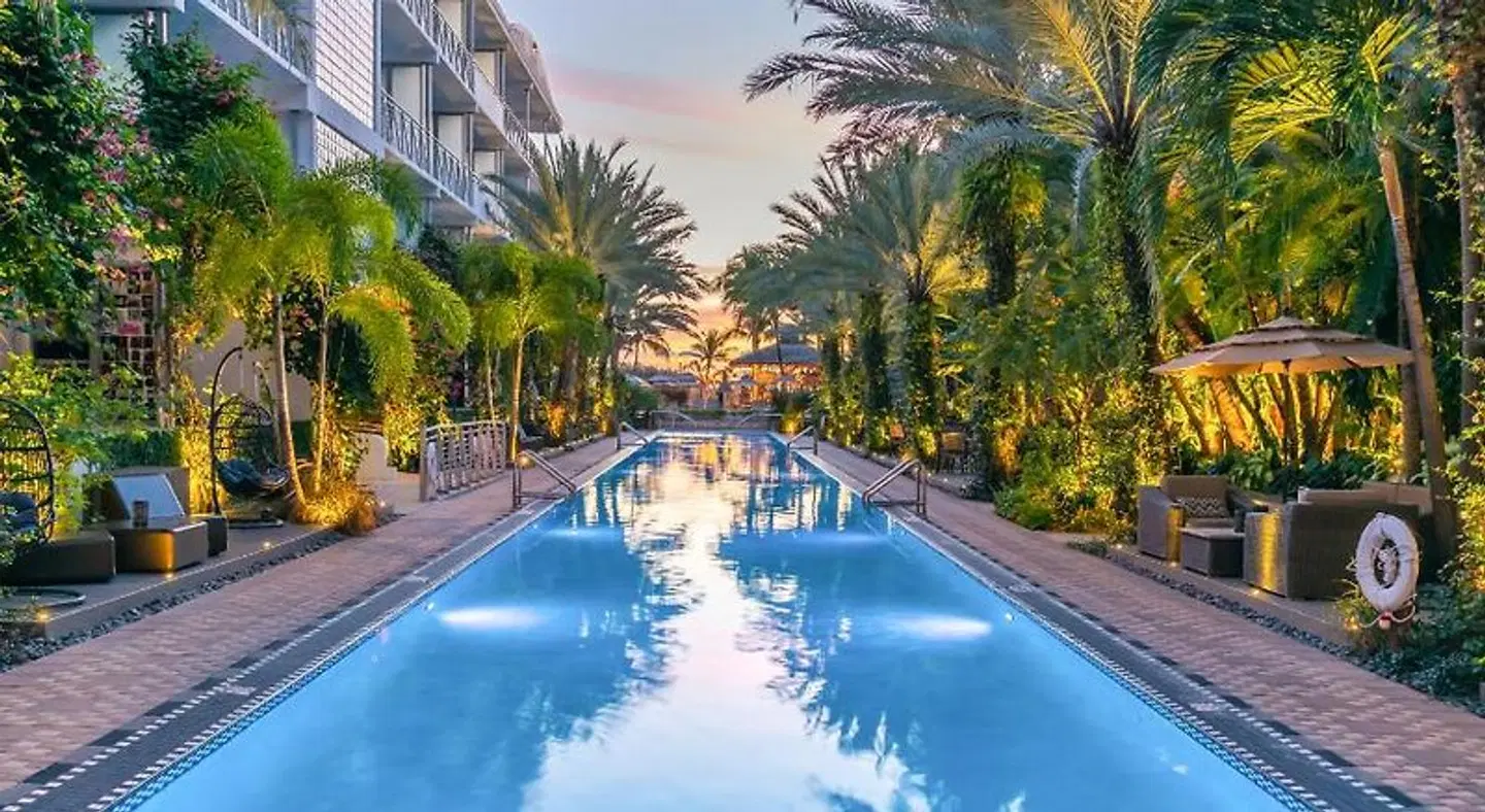 The National Hotel OUTDOOR_POOL