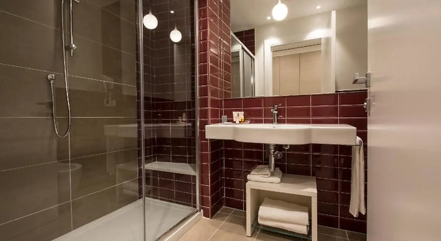 Il Gallo Bianco BATHROOM