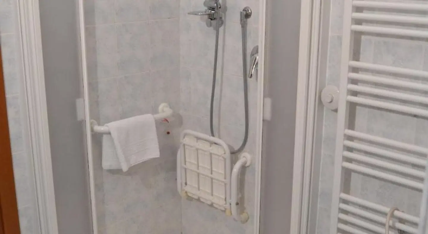 Hotel Corallo BATHROOM