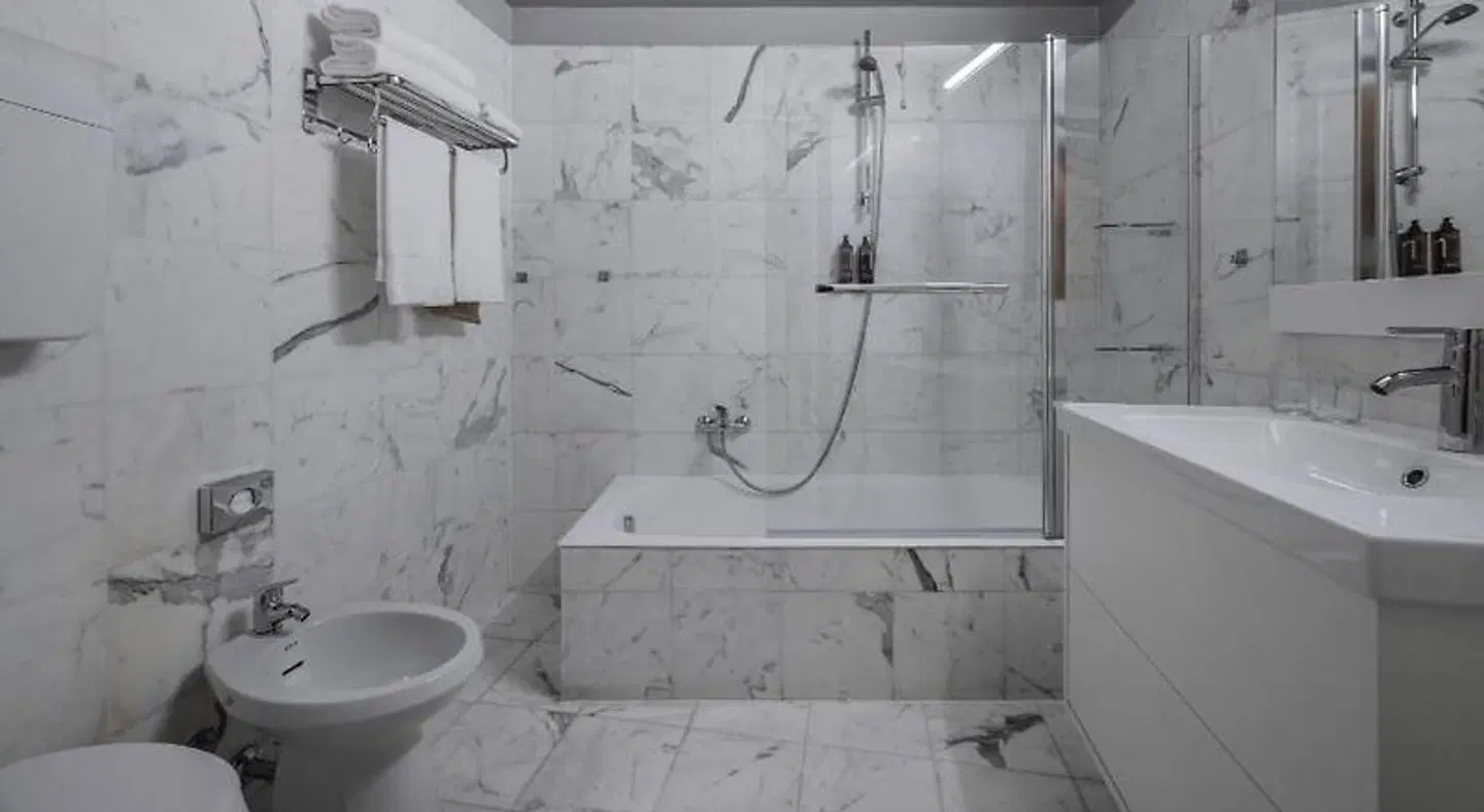 Hotel Meandro - Lake View BATHROOM