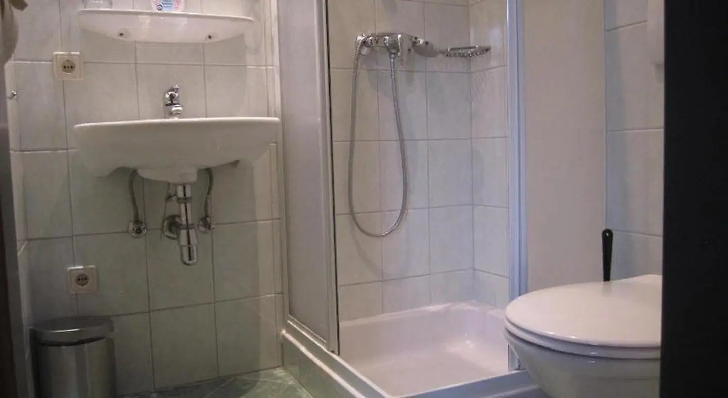 Gasthof Post BATHROOM