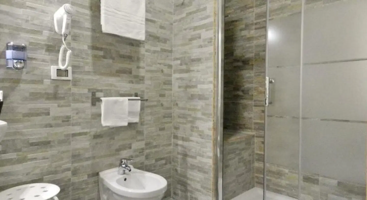 Ripetta Central Suites BATHROOM