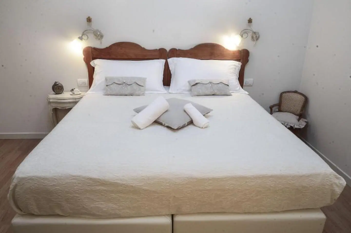 Villa Montenero ROOM_EXAMPLE