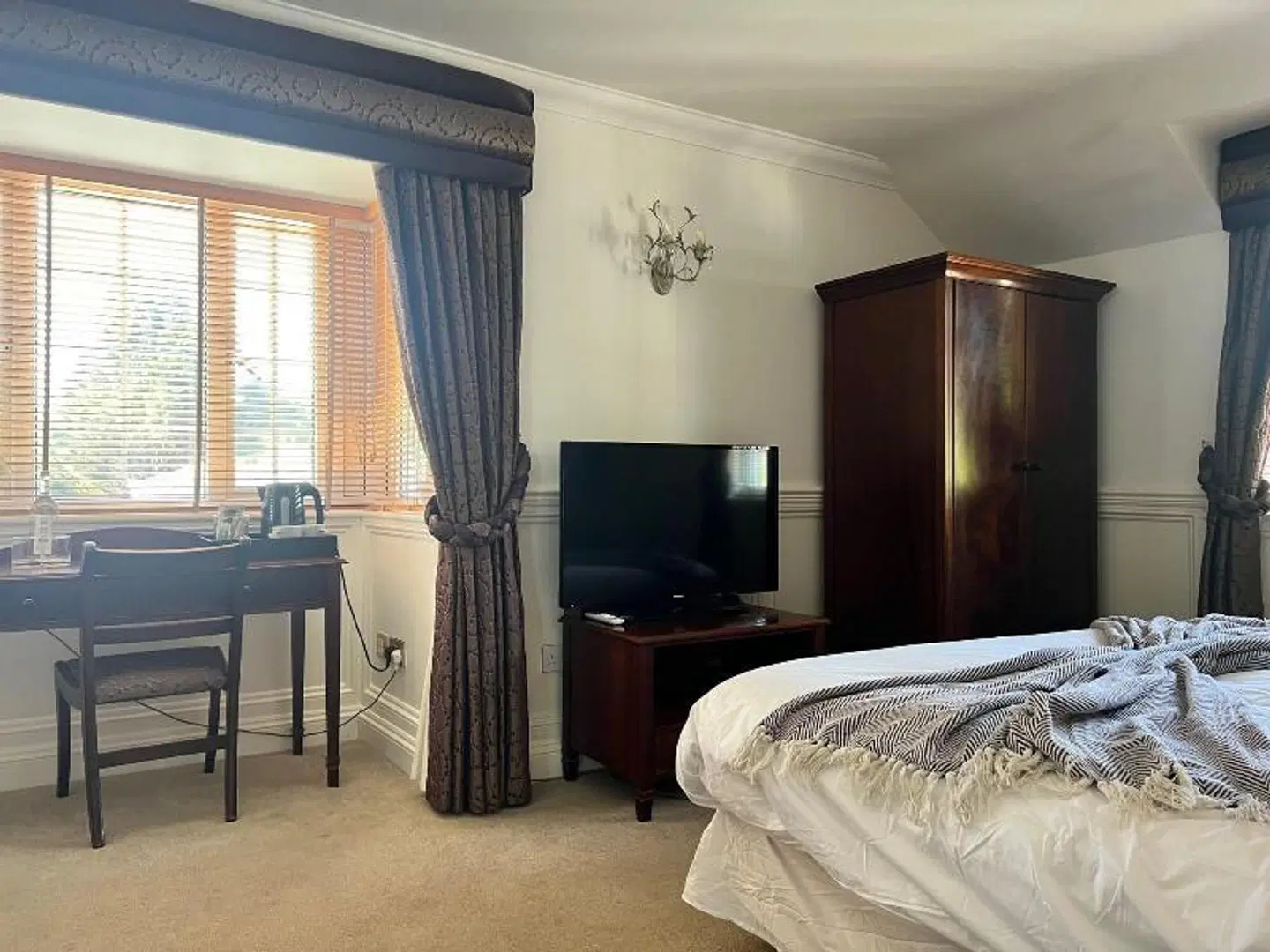 Lord Bute ROOM_EXAMPLE