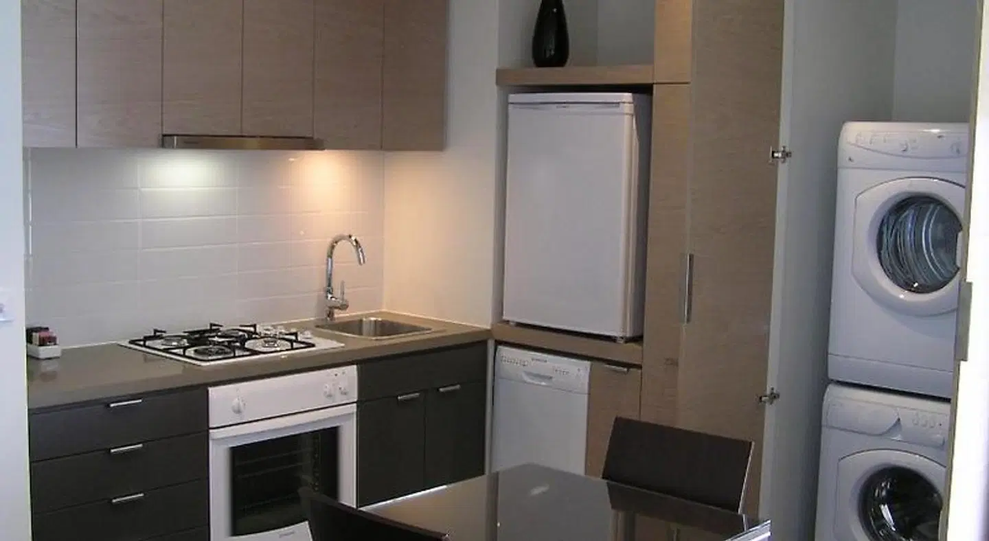 Adara St Kilda BATHROOM