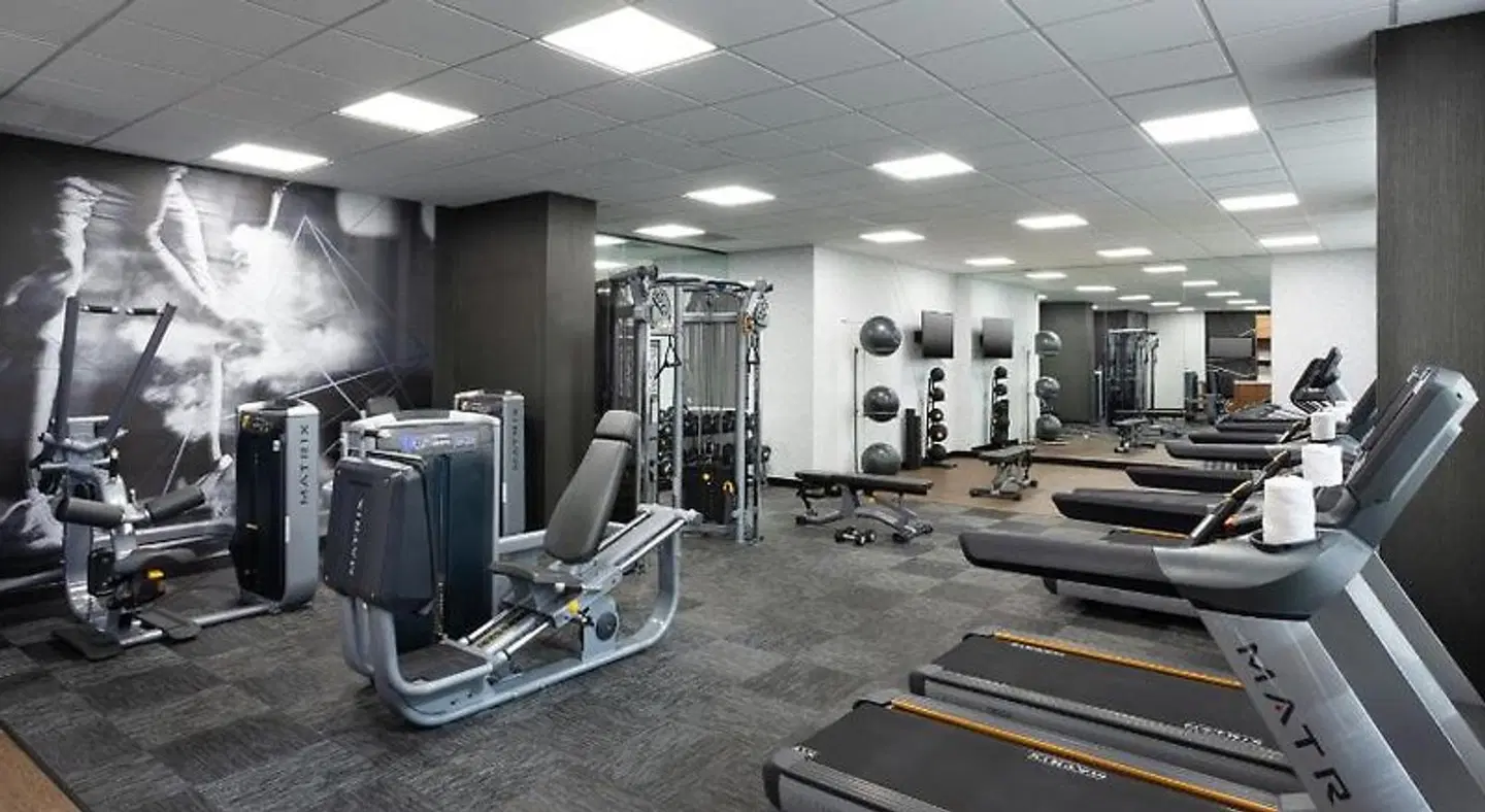 Marriott Phoenix Airport SPORTS_AND_LEISURE