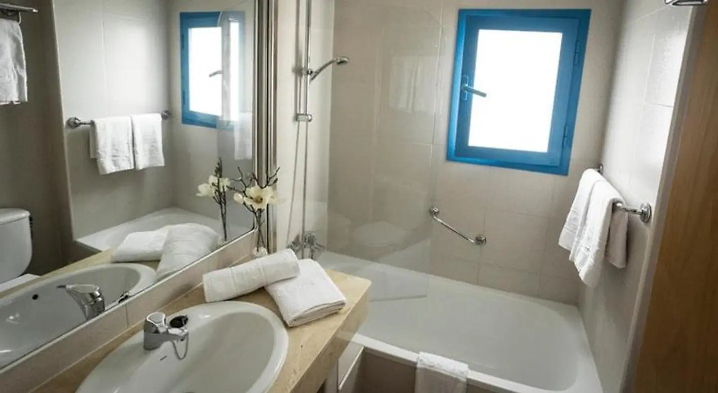 Ilusion Vista Blava BATHROOM