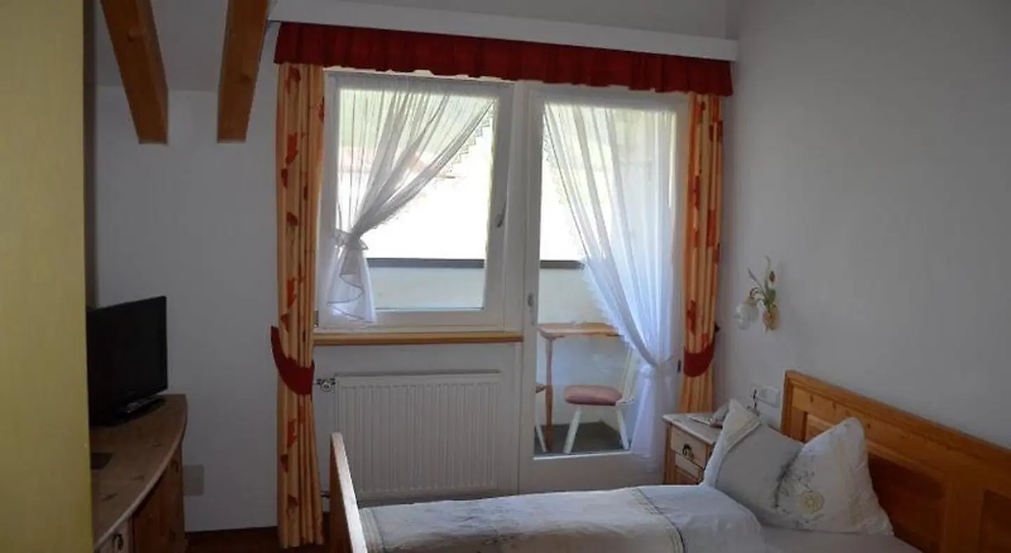 Alpenlandhotel Rodeneggerhof ROOM_EXAMPLE