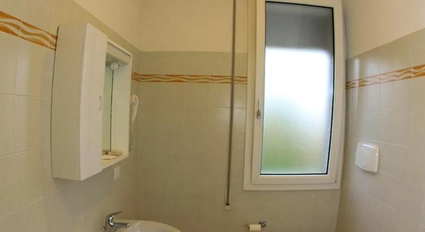Park Hotel Italia BATHROOM