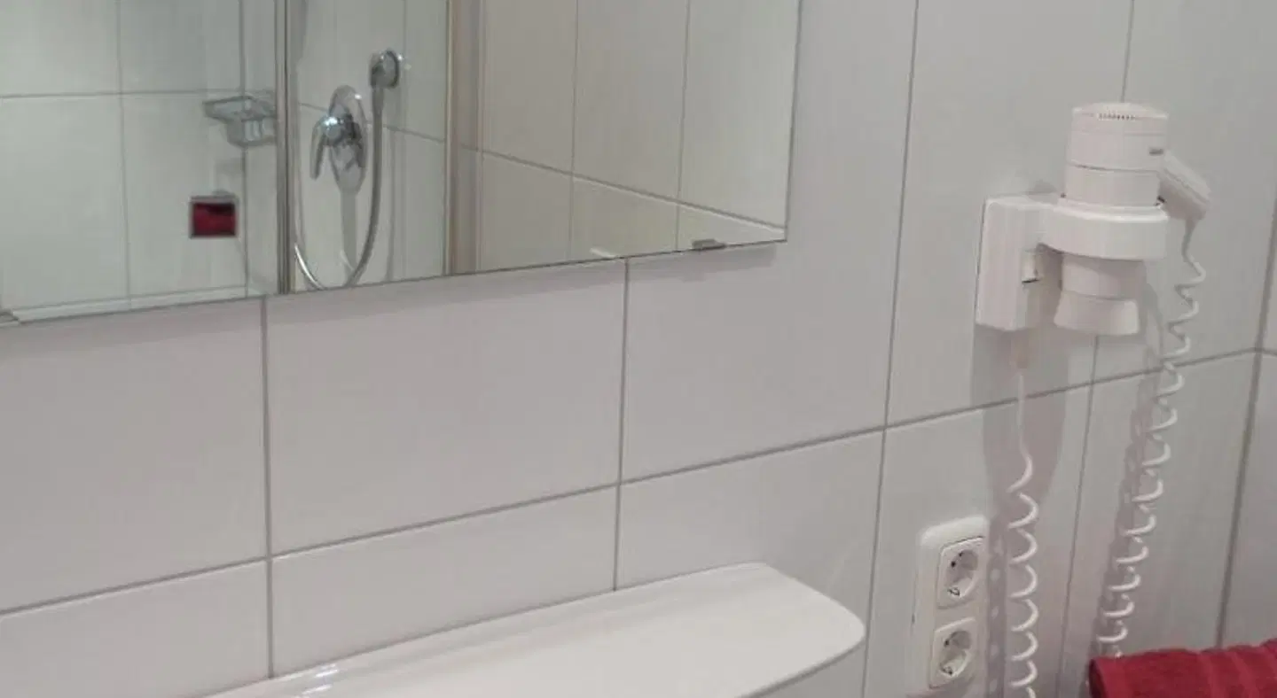Aparthotel Brunnenhof BATHROOM