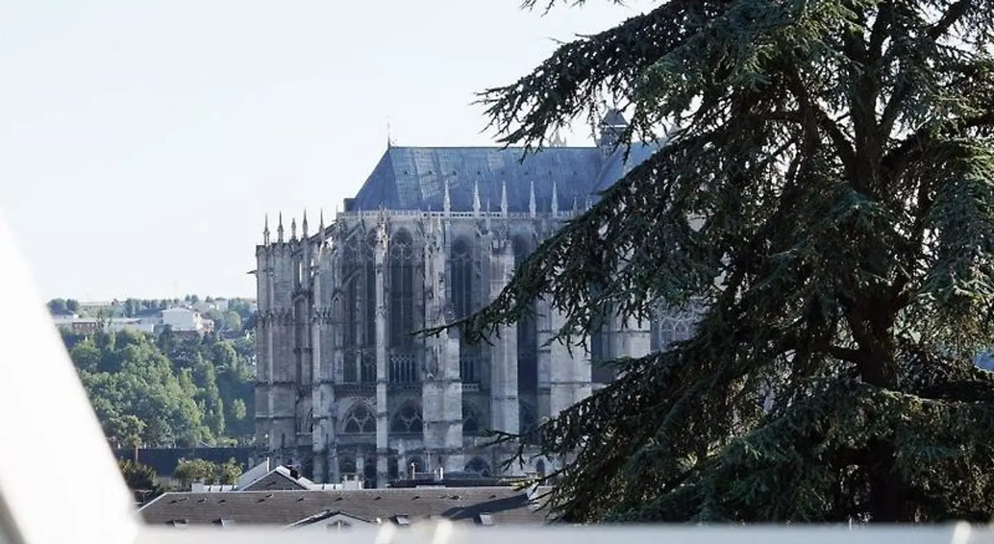 La Salamandre EXTERIOR