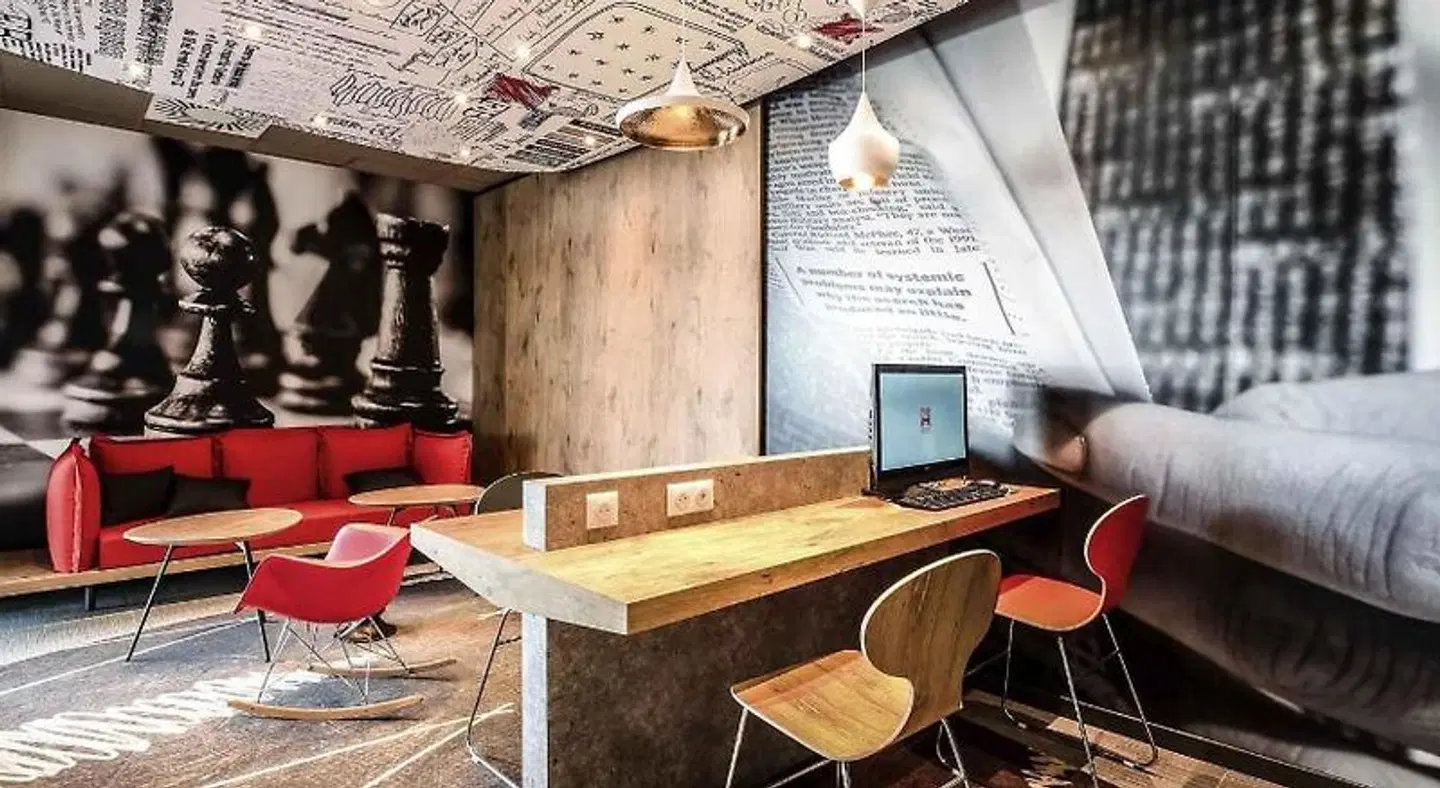 ibis Niort Est Mendès France BAR
