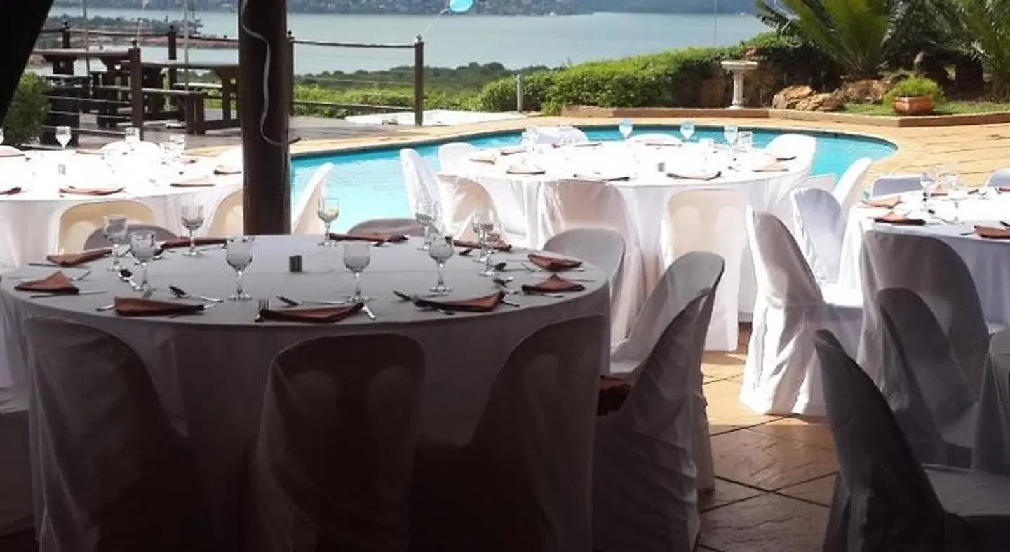 La Montagne Guest Lodge RESTAURANT