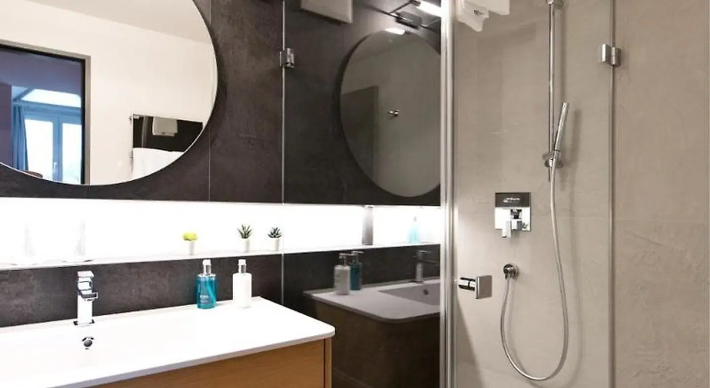 Hotel Restaurant zur Sonne BATHROOM