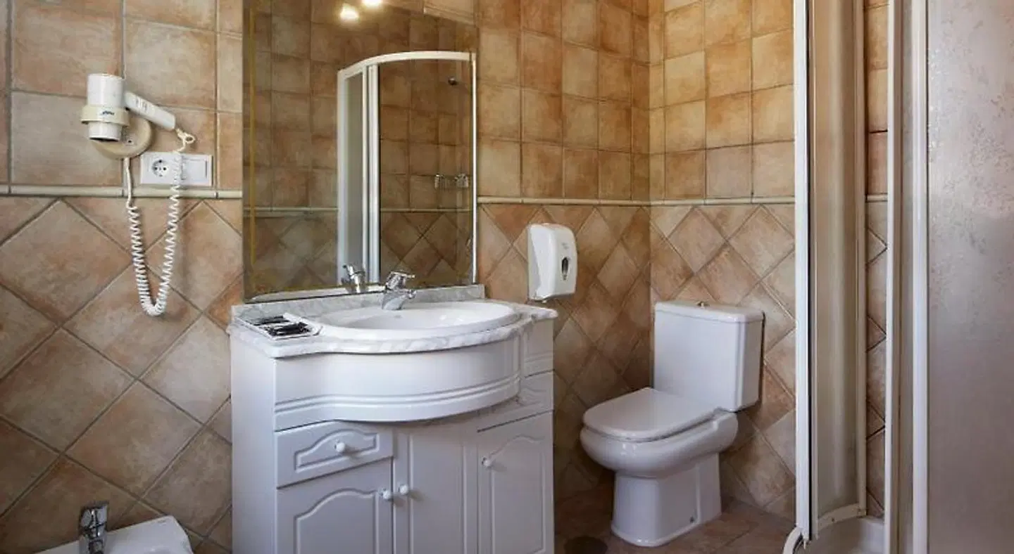 Leizarooms BATHROOM