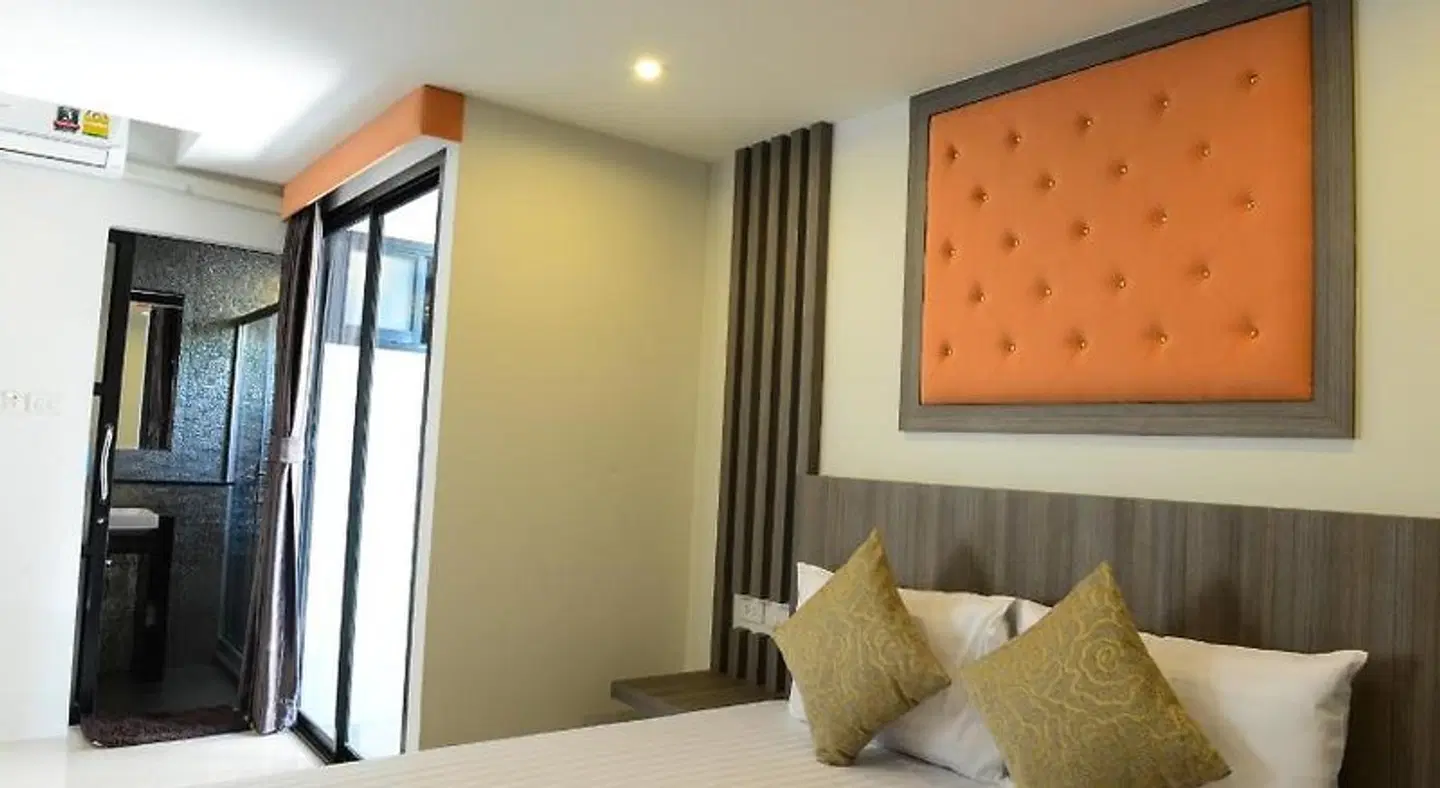 DB Plus 3 ROOM_EXAMPLE