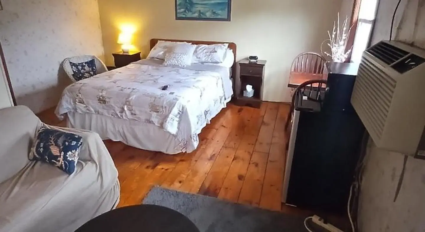 Sea Breeze Inn ROOM_EXAMPLE