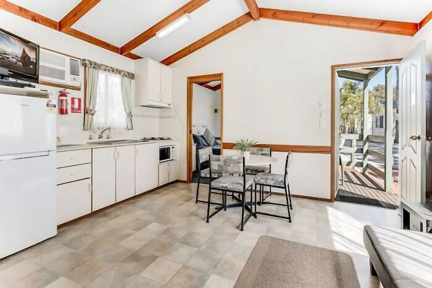 Paynesville Holiday Park ROOM_EXAMPLE