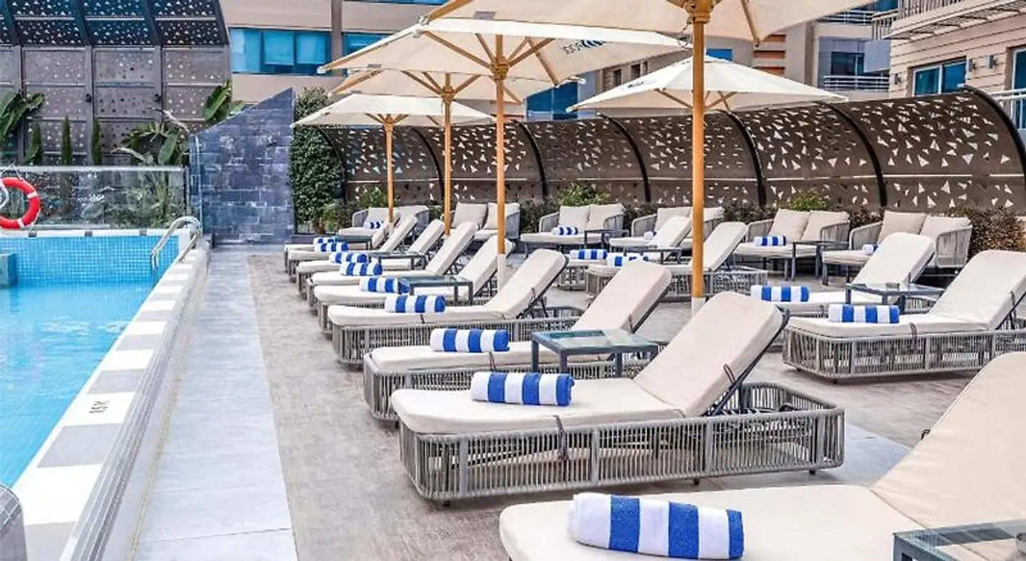 Radisson Residences Cairo Heliopolis OUTDOOR_POOL