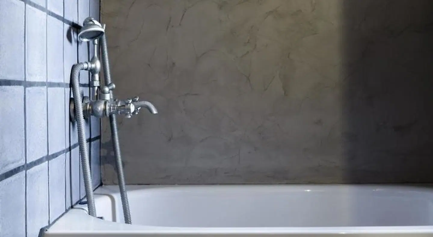 Tainaron Blue Retreat BATHROOM
