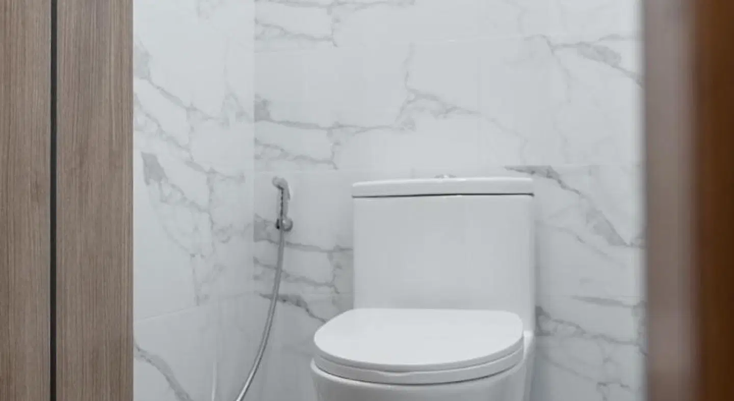 Chiangkhan River Walk Hotel BATHROOM