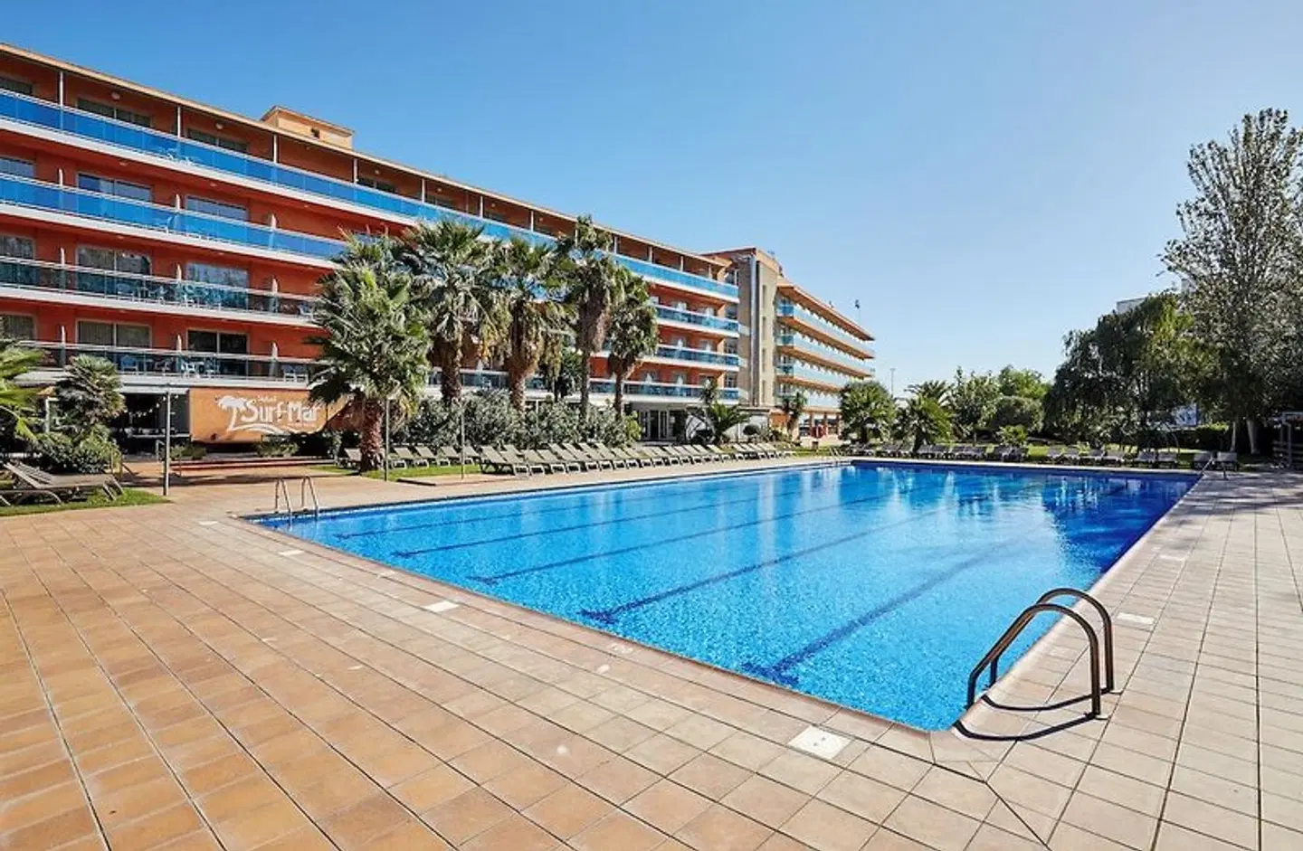 Surf Mar OUTDOOR_POOL