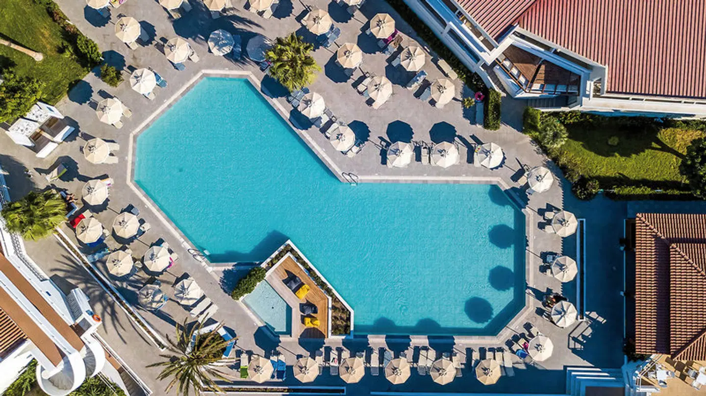 Niriides OUTDOOR_POOL