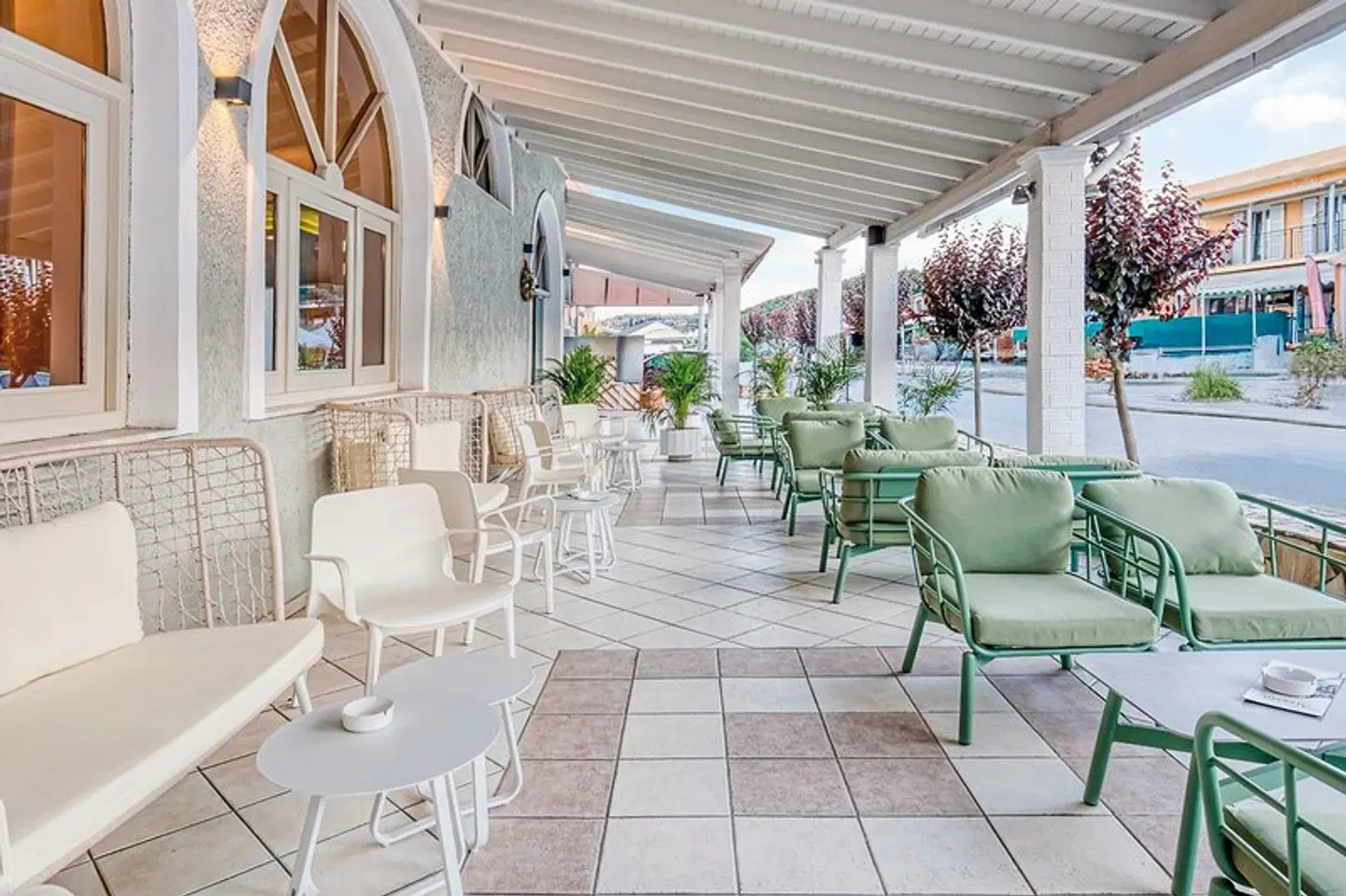 Alkionis Terrasse