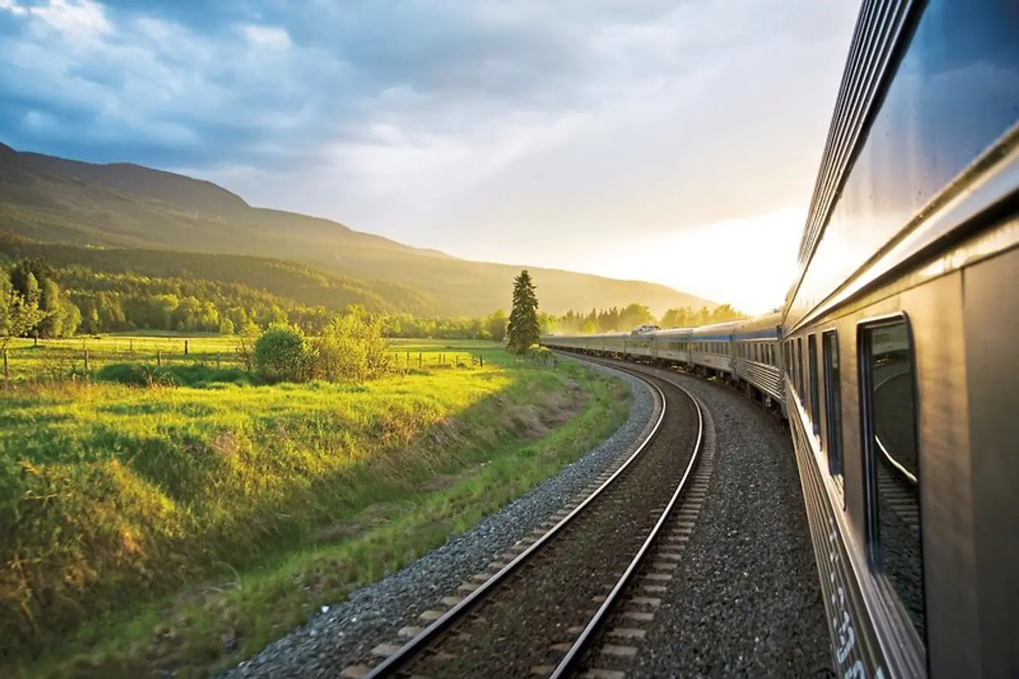 VIA Rail - The Canadian (Vancouver-Toronto) LANDSCAPE