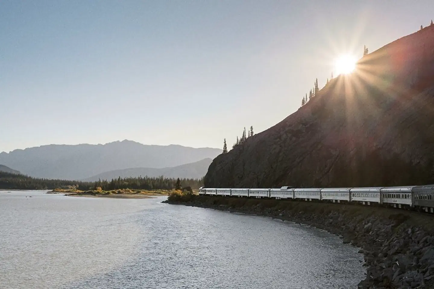 VIA Rail - The Canadian (Vancouver-Toronto) Strand