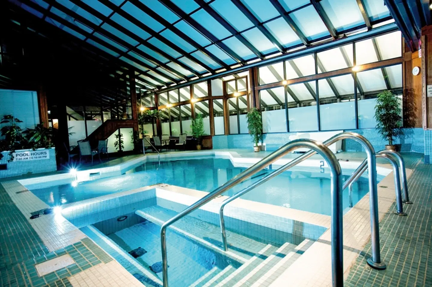 Sandman Hotel Calgary Airport Hallenbad
