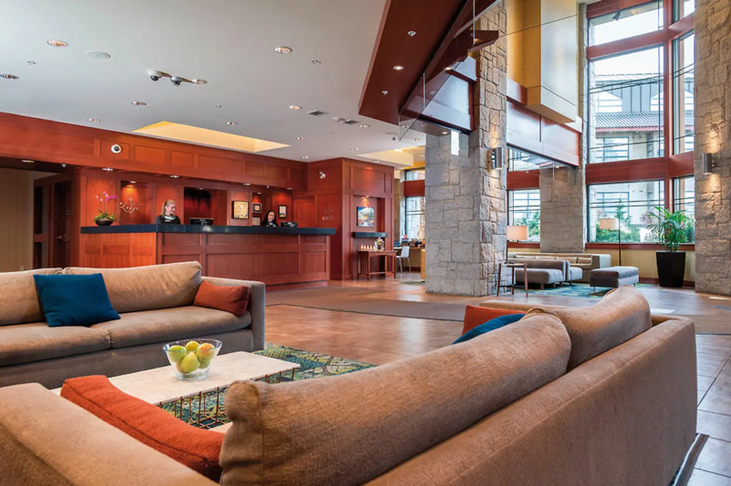 Crystal Lodge LOUNGE_LOBBY