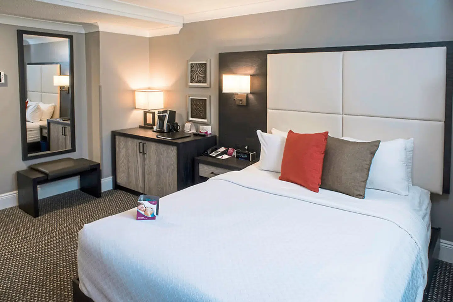 Crowne Plaza Fredericton Lord Beaverbrook ROOM_EXAMPLE