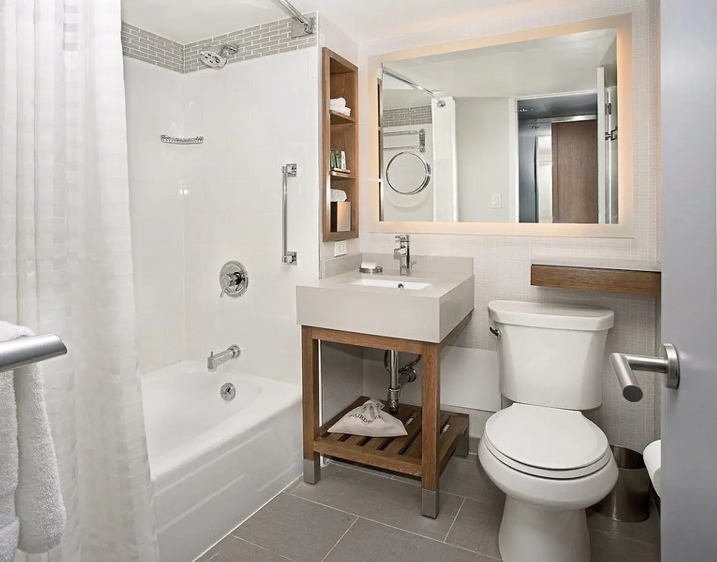 New York Hilton Midtown Badezimmer