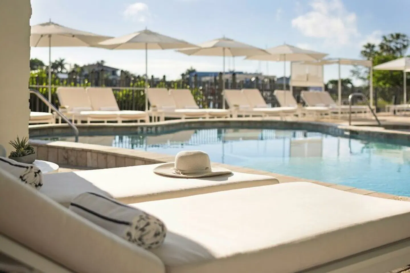 The Hotel Zamora OUTDOOR_POOL