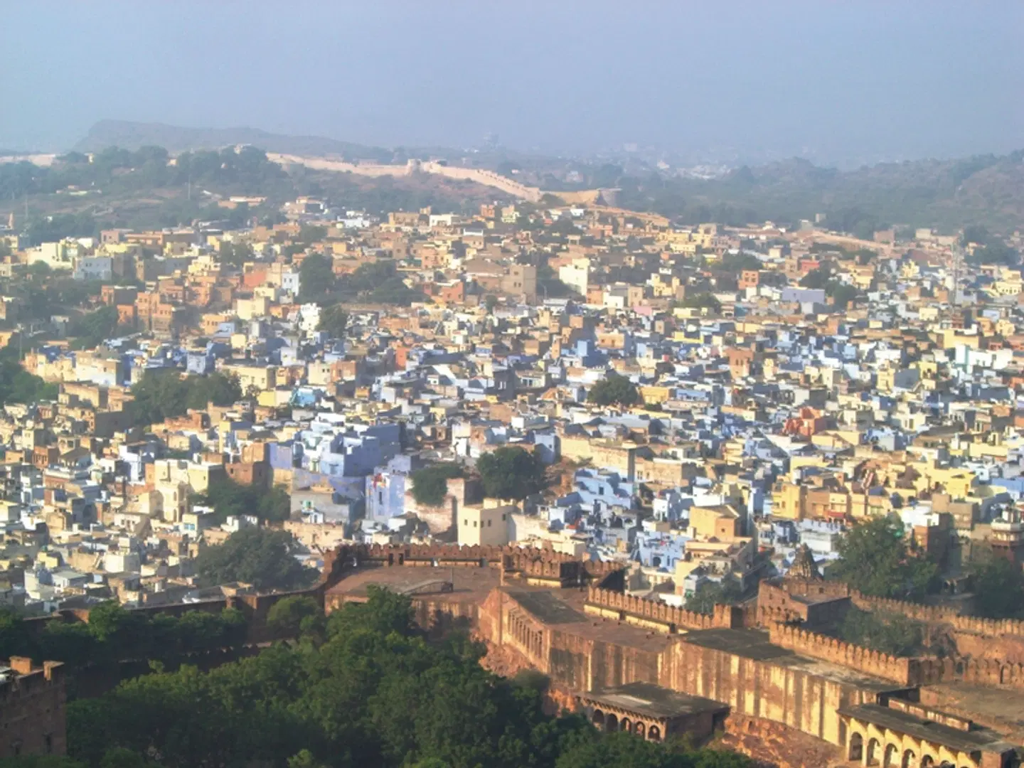 ADAC-Special: Indiens Zauberwelten - Paläste, Farben & Legenden Rajasthans LANDSCAPE