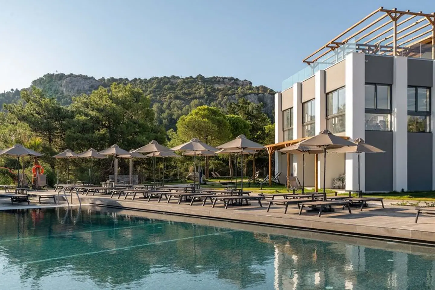 Atalanti Boutique Hotel OUTDOOR_POOL