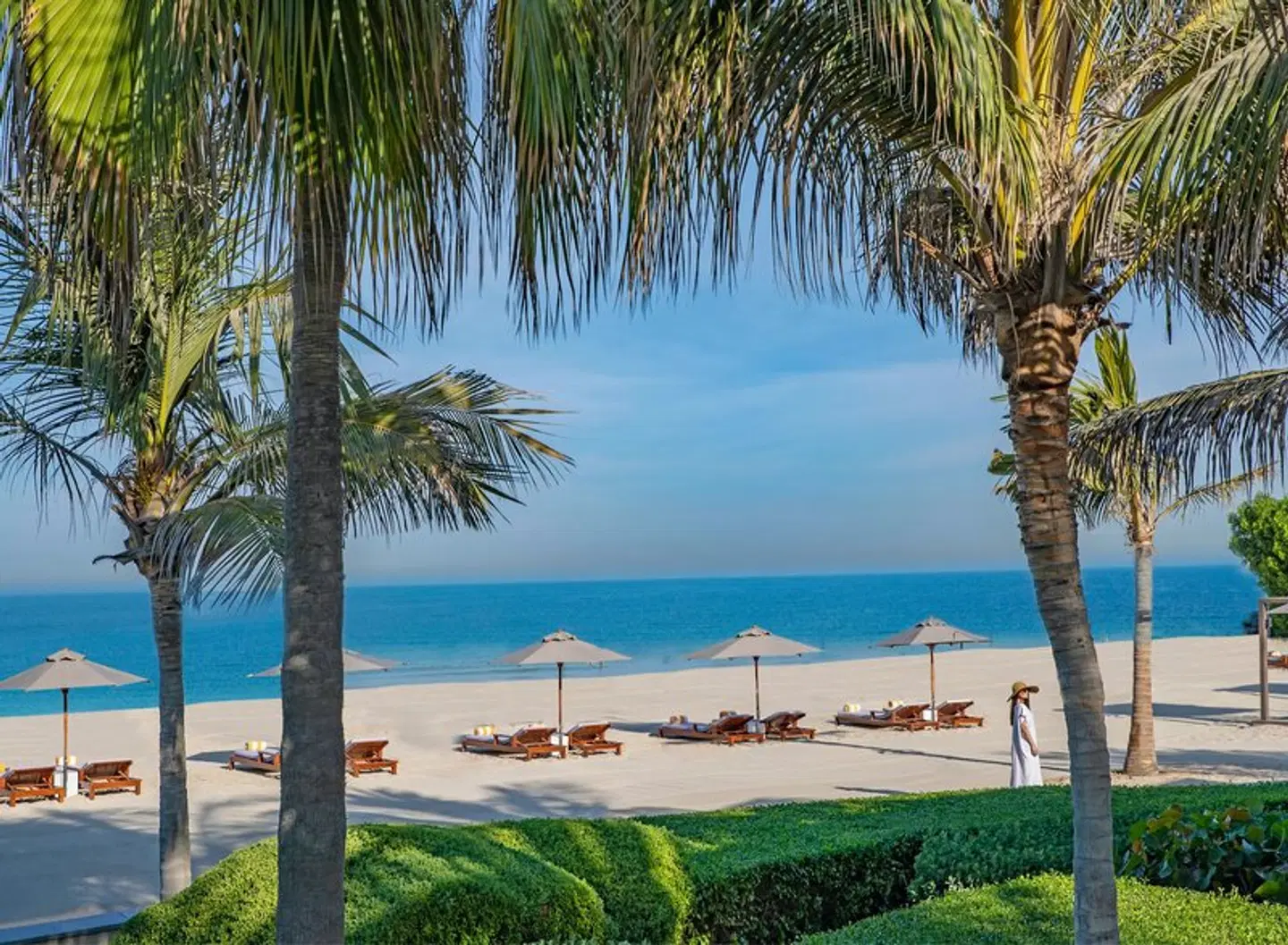 Al Zorah Beach Resort Strand
